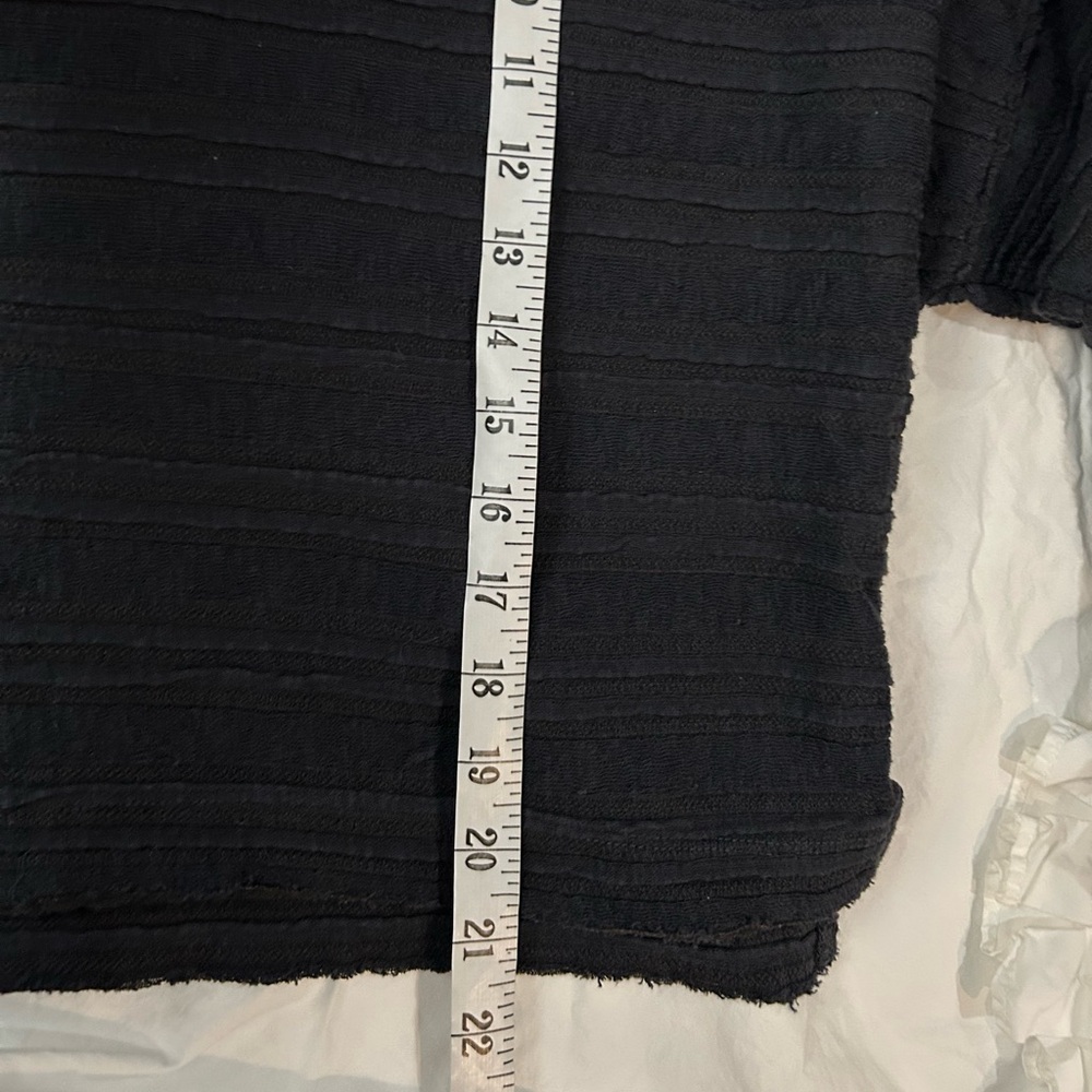FREE PEOPLE WE THE FREE Textured Knit Blouson Sleeve Slouchy Top‎ Black L - Picture 9 of 10